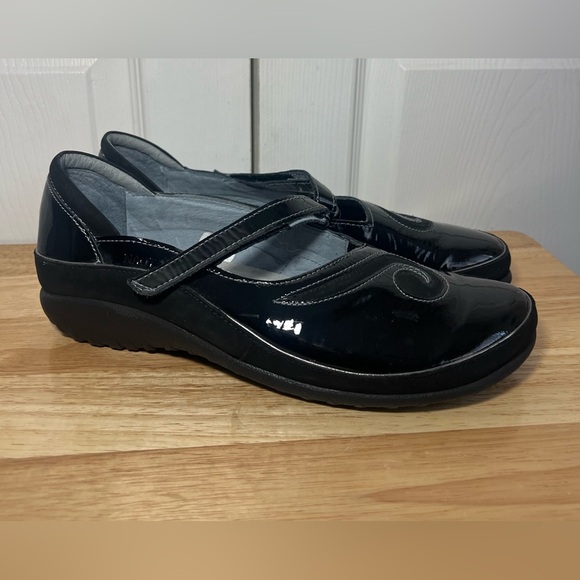 Naot Matai Black Leather Mary Jane Shoes 43 (US 12) - Picture 5 of 13